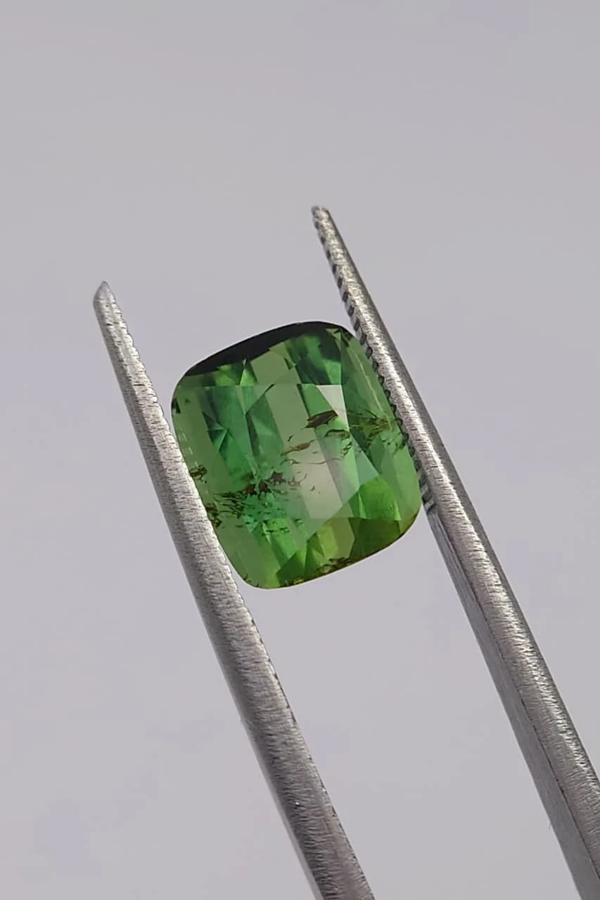6.5ct Green Tourmaline Cushion cut Loose Gemstone From Nigeria — view 5